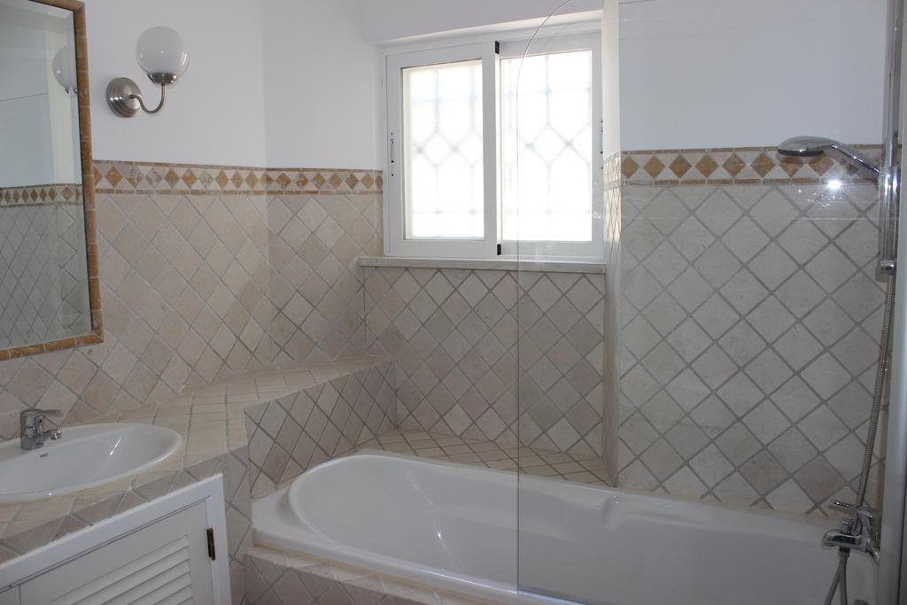 Villa Salinas Quinta do Lago Szoba fotó
